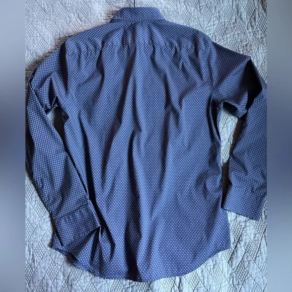 Banana Republic Slim Flex Fit Button-Up Shirt – Men’s Medium - Picture 3 of 10